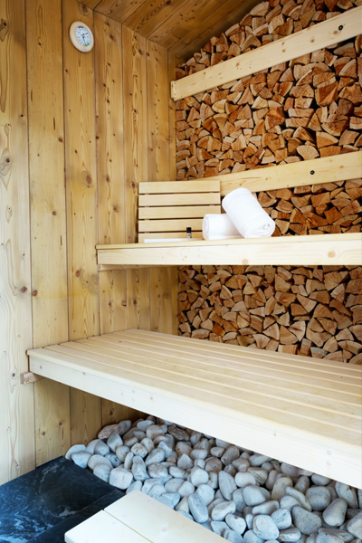 PRIVATE SAUNA IN DER HÜTTE